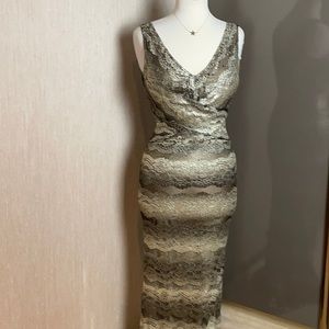 Size 4 gorgeous gold and stones gown